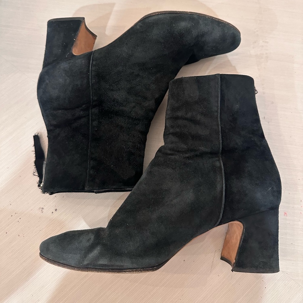 Alexandre Birman Black Suede Ankle Booties sz 41